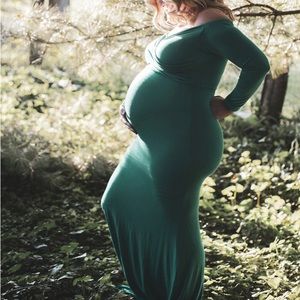 Like new maternity photos gown